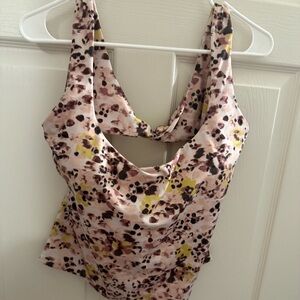 Fabletics Pink Animal Print Oasis Twist built -in bra tank